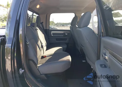 2018 Ram 1500 Big Horn 4X2 5'7 Box из США, поврежденный, VIN 3C6RR6LT7JG167255